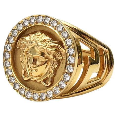 versace gold ring womens|Altro.